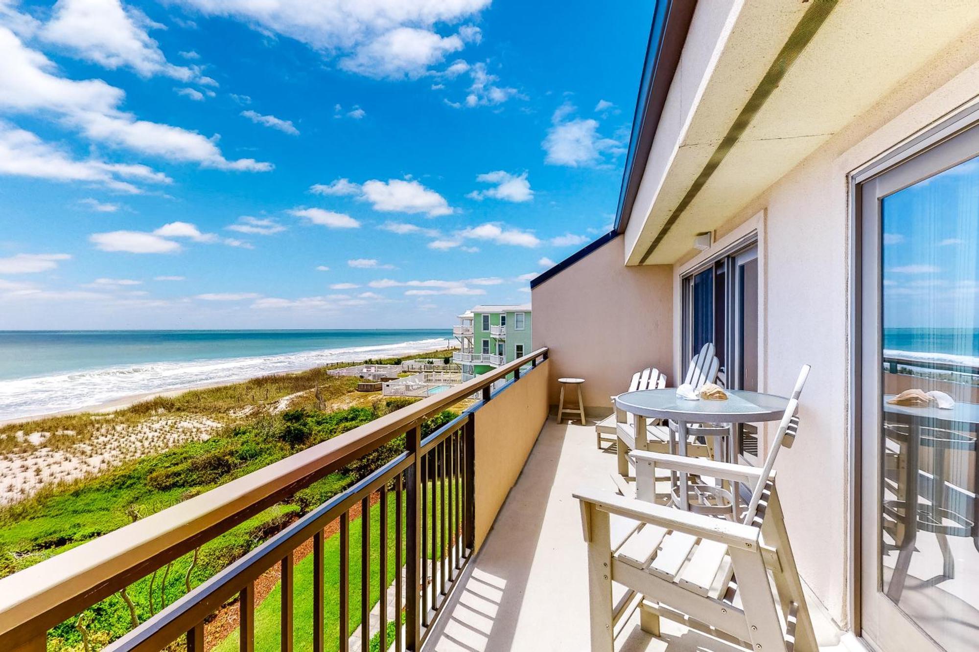 Beachwalk Pine Knoll Shores Room photo